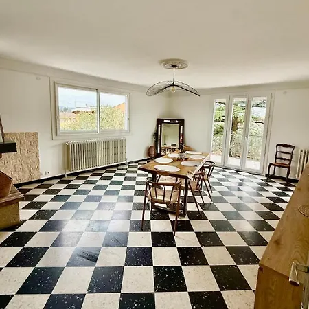 Maison En Etage Avec Jardin * Montélimar
